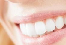 研究：吃深色浆果有助于预防蛀牙